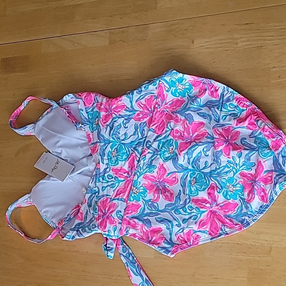 Lilly Pulitzer Dalhia One-Piece Swimsuit in Multi Beachside Haven Swim - Picture 8 of 10